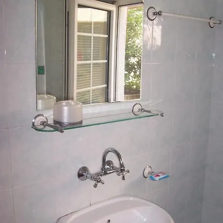 Guest house T&d Suites Sveti Vlas