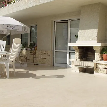 Guest house T&d Suites Sveti Vlas